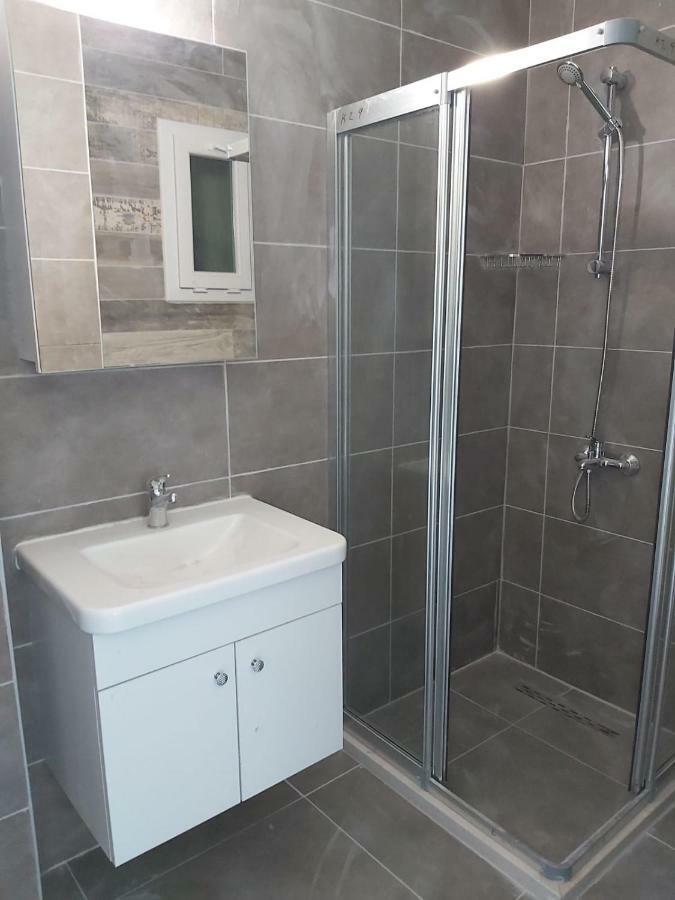 Ardem 5 Girne Luxury 1+1 Apartment Exterior photo